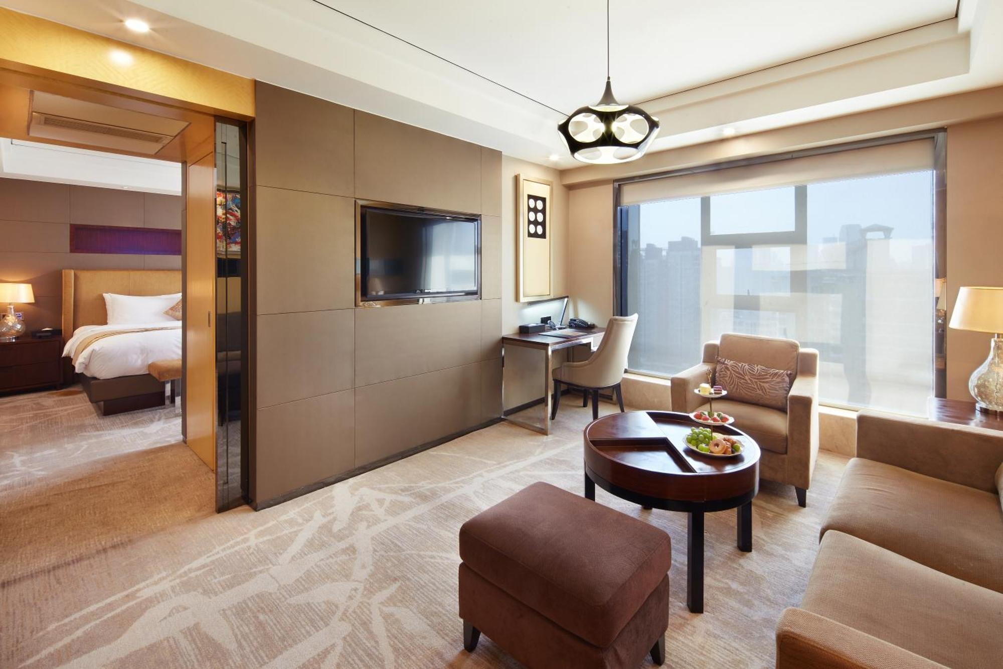 Celebrity Upper Class Hotel Чэнду Экстерьер фото