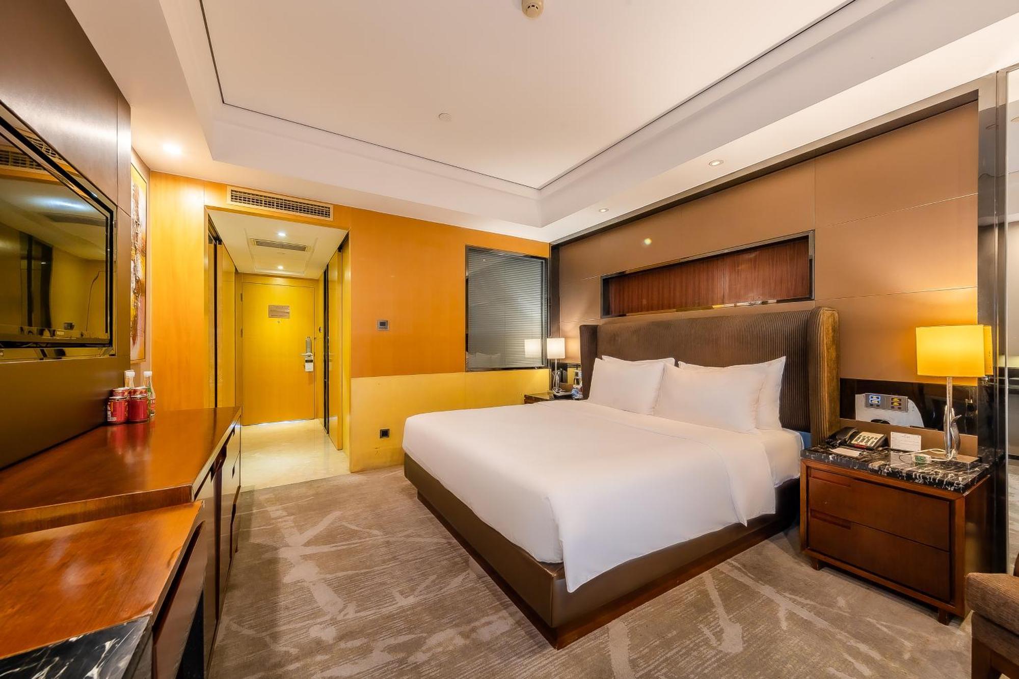 Celebrity Upper Class Hotel Чэнду Экстерьер фото