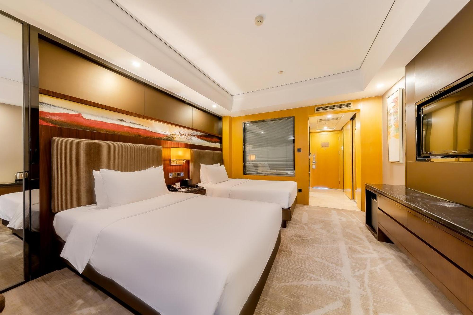 Celebrity Upper Class Hotel Чэнду Экстерьер фото