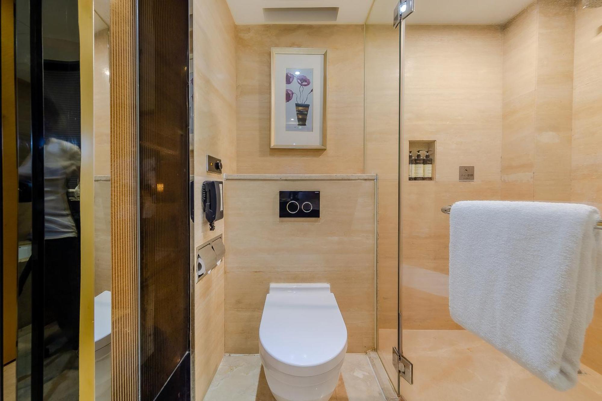 Celebrity Upper Class Hotel Чэнду Экстерьер фото