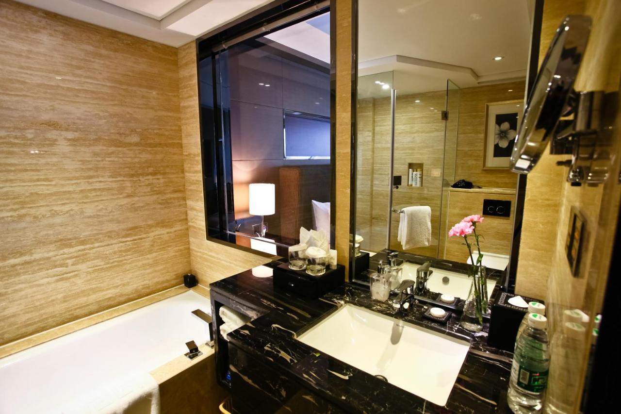 Celebrity Upper Class Hotel Чэнду Экстерьер фото