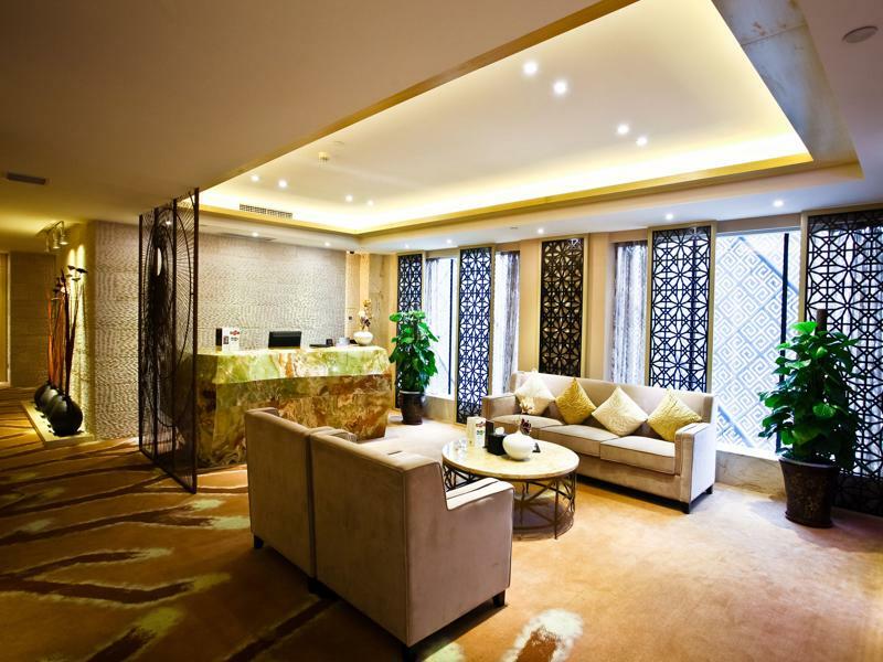 Celebrity Upper Class Hotel Чэнду Экстерьер фото