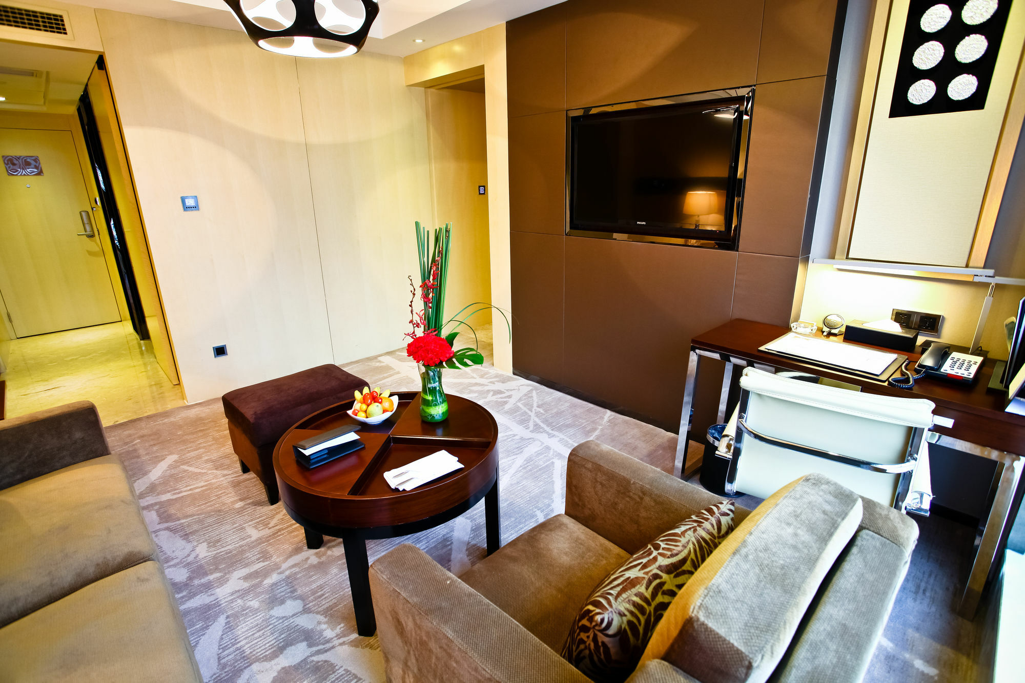 Celebrity Upper Class Hotel Чэнду Экстерьер фото